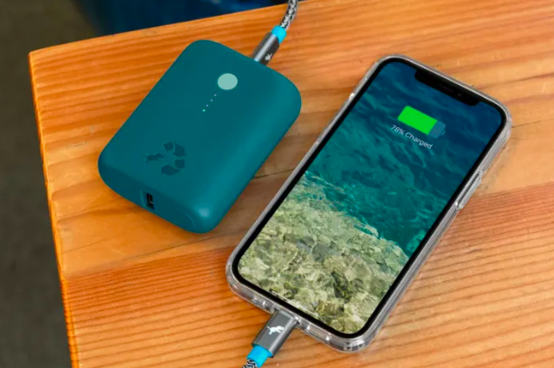 How Are Portable Cell Phone Chargers Useful For Travelers