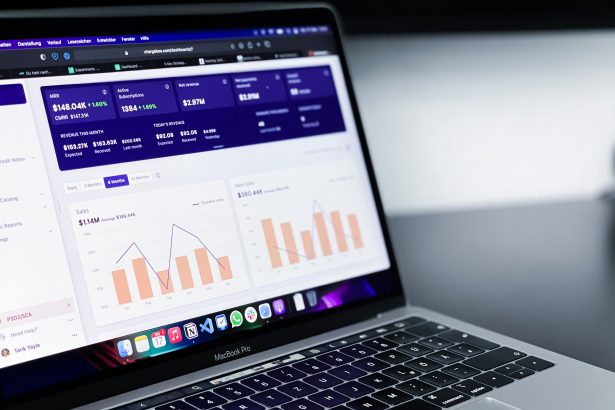 zoominfo featured