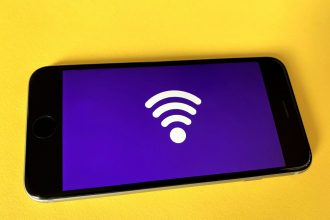 play store wifi